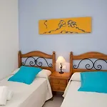 Sunsets Apartment *